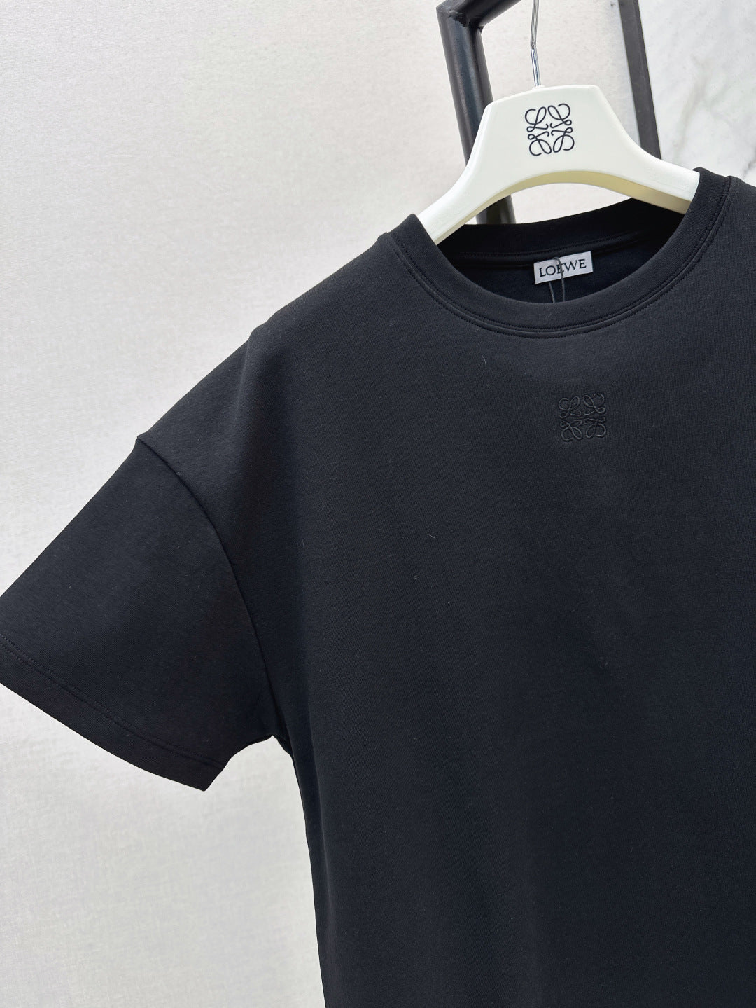 Loe 25ss embroidered t-shirt