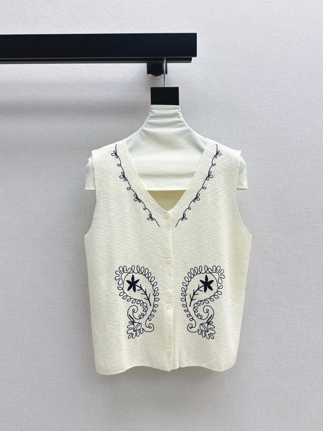 Max 25ss embroidered vest