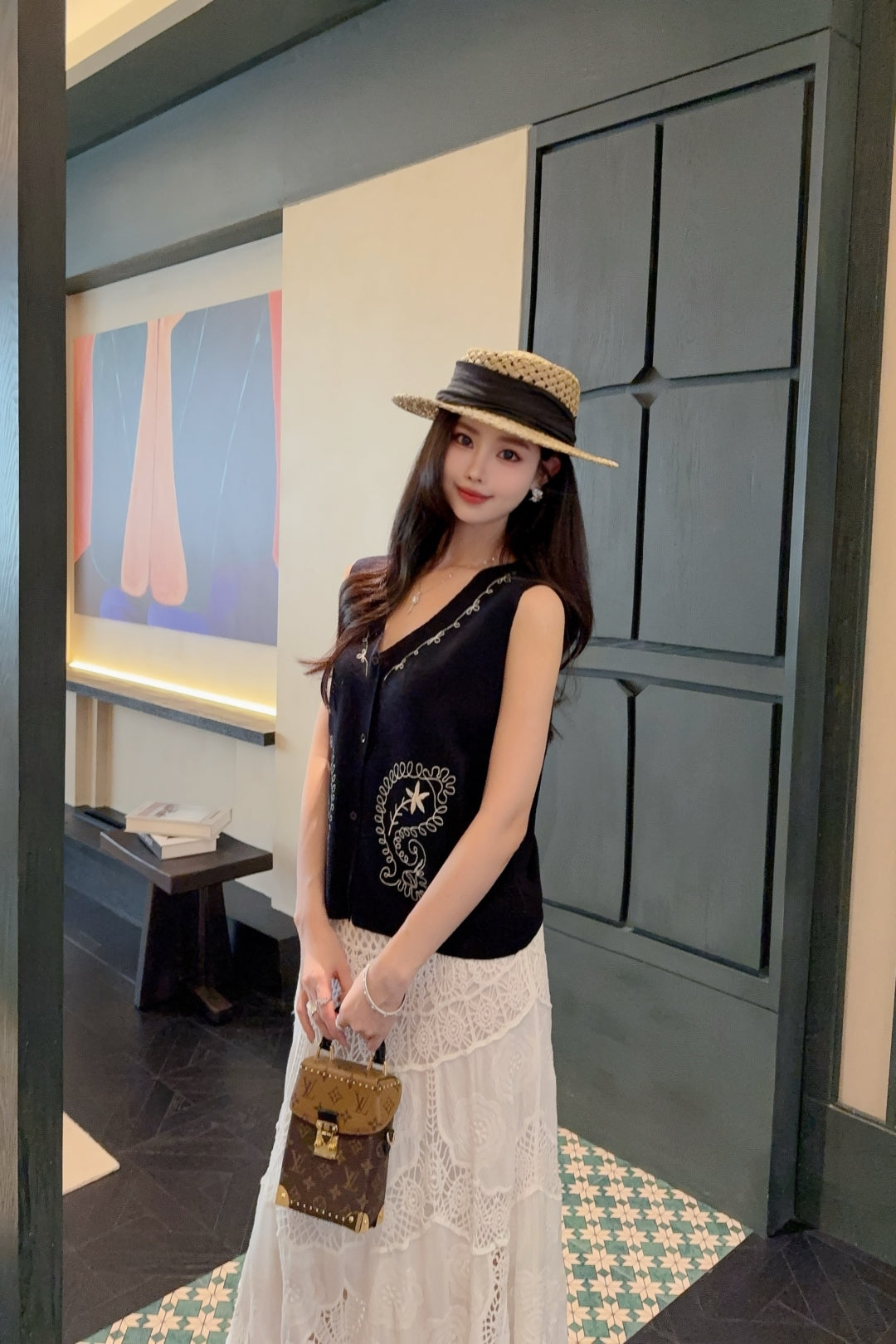 Max 25ss embroidered vest