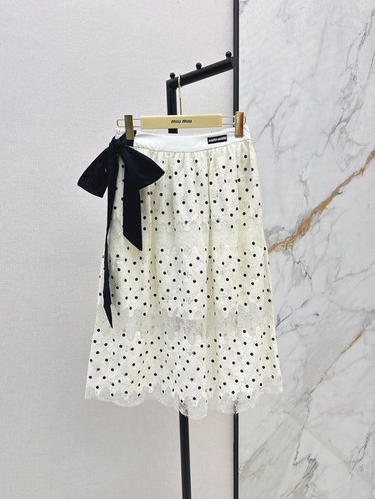 Miu 25ss lace skirt