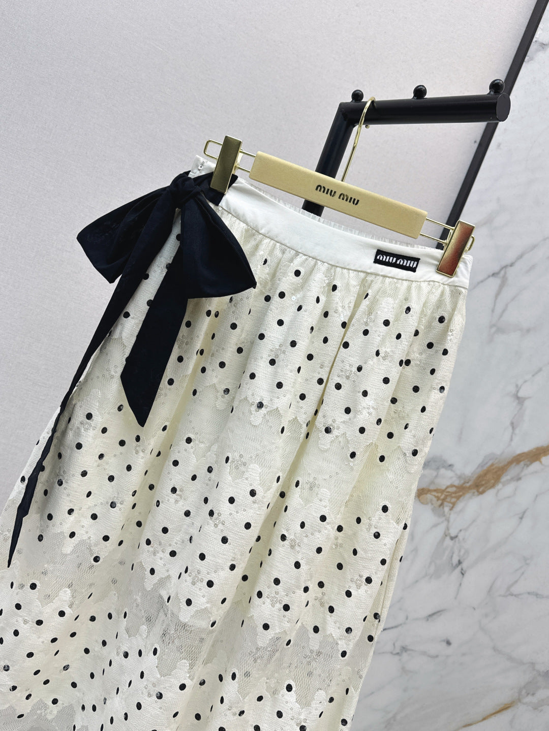 Miu 25ss lace skirt