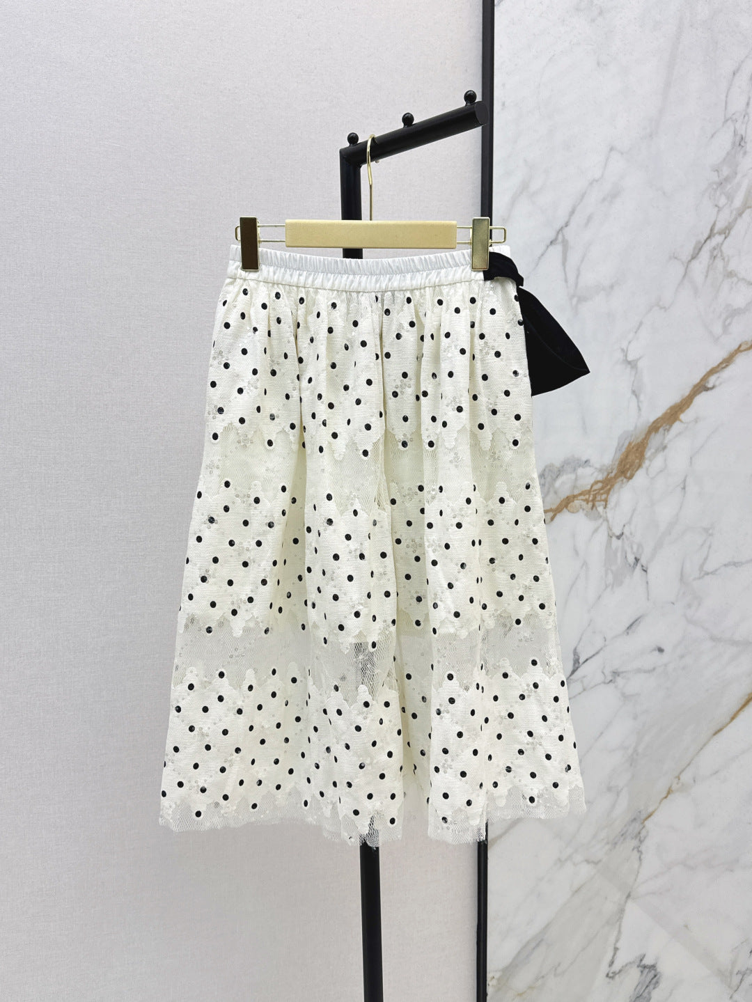 Miu 25ss lace skirt