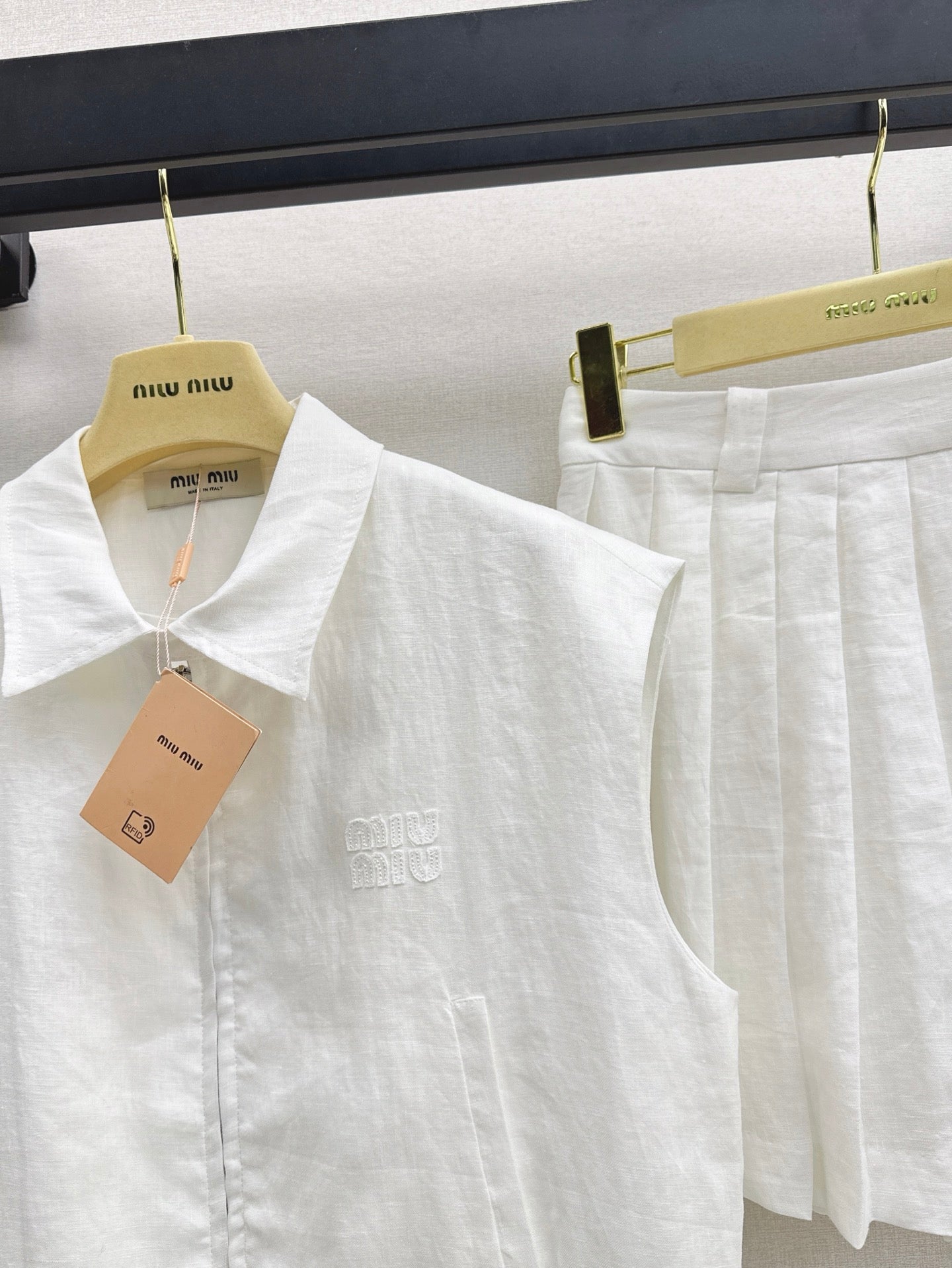 Miu 25ss linen suit
