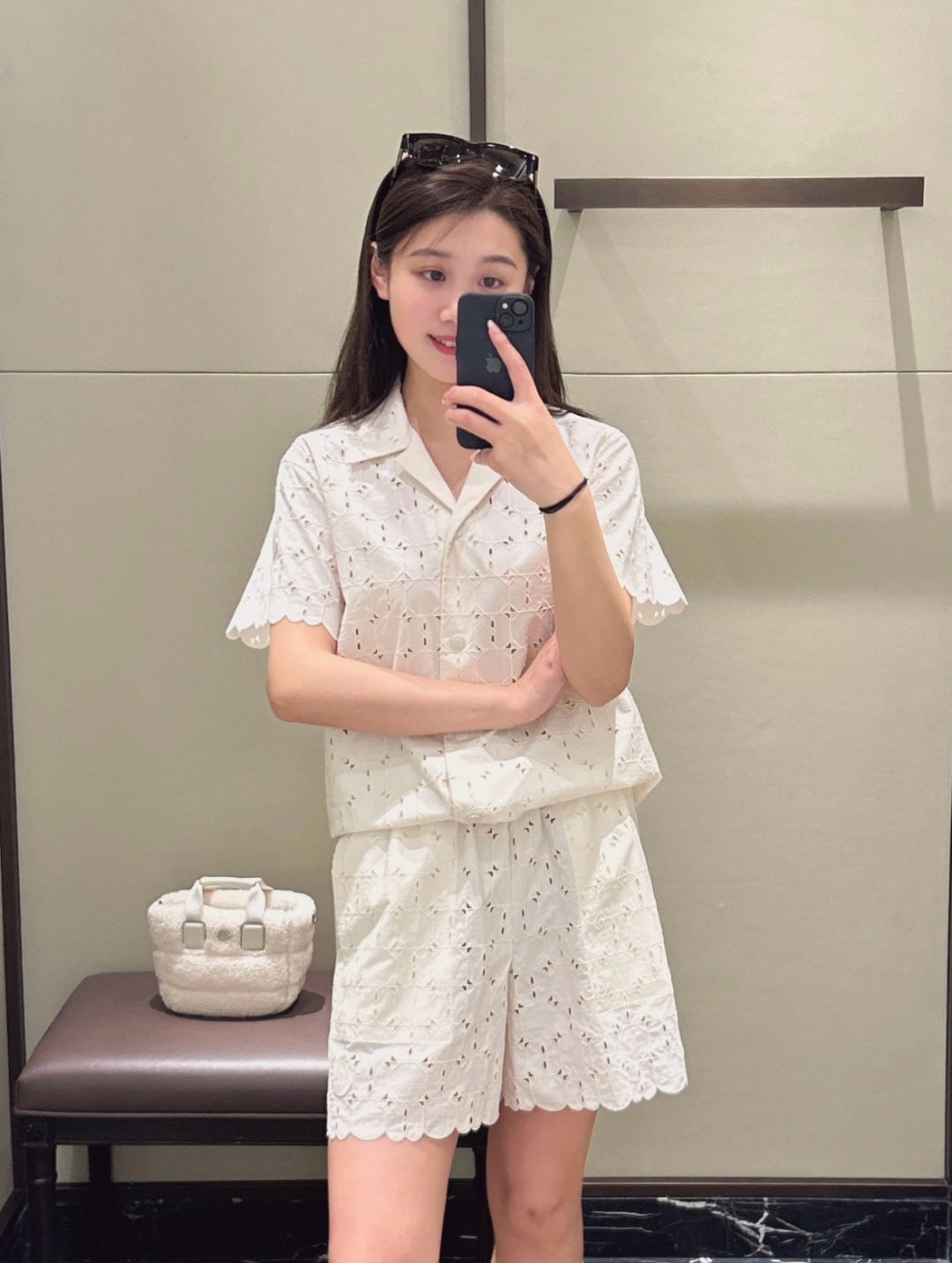 Monc 25ss embroidered suit