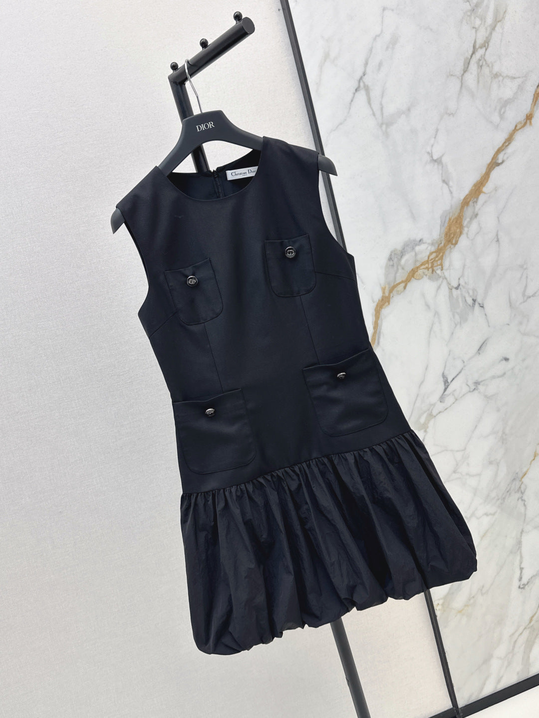 CD 25ss sleeveless dress