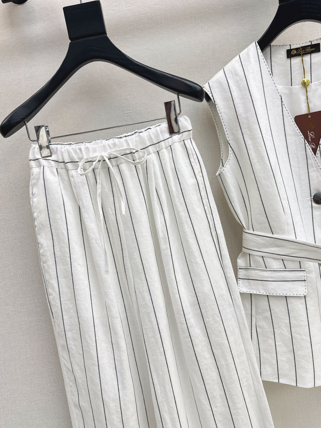 Loro 25ss linen suit