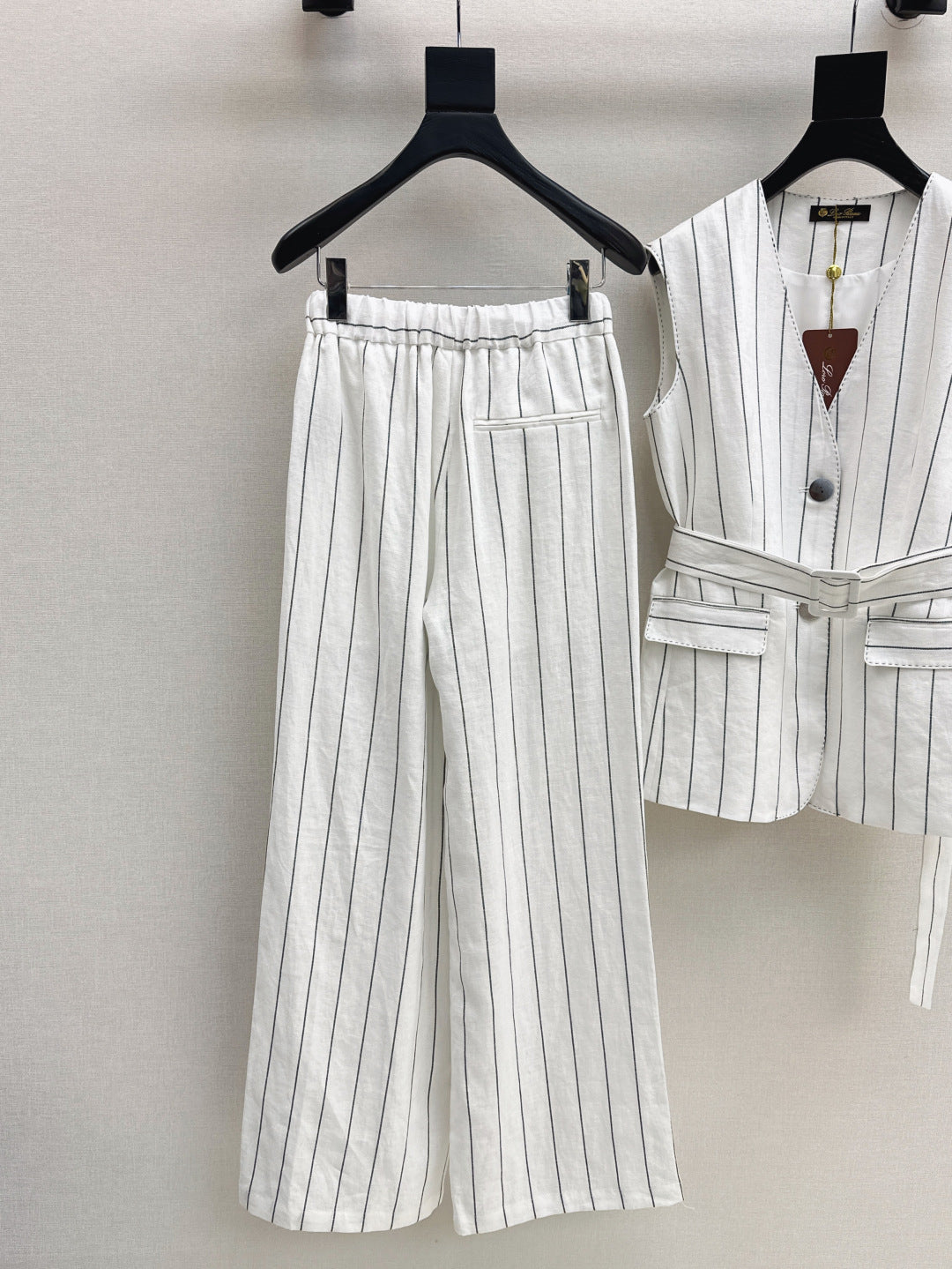 Loro 25ss linen suit