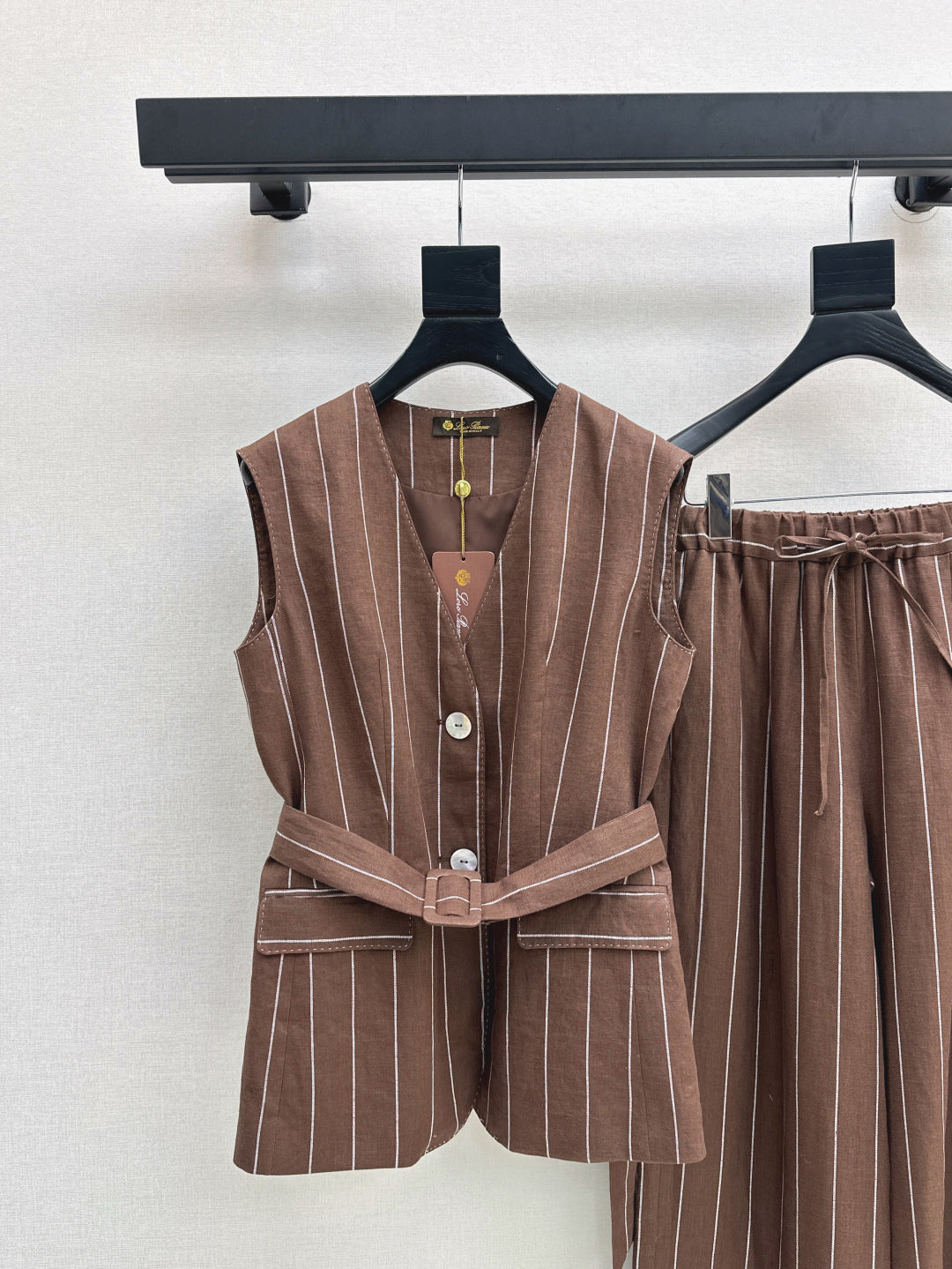 Loro 25ss linen suit