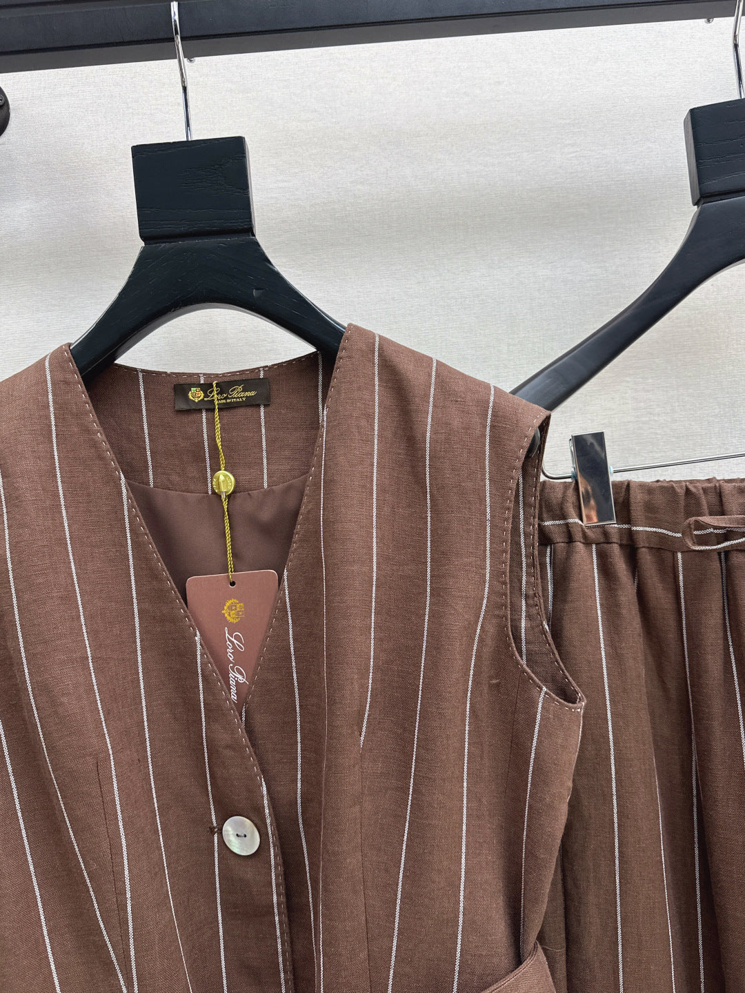 Loro 25ss linen suit