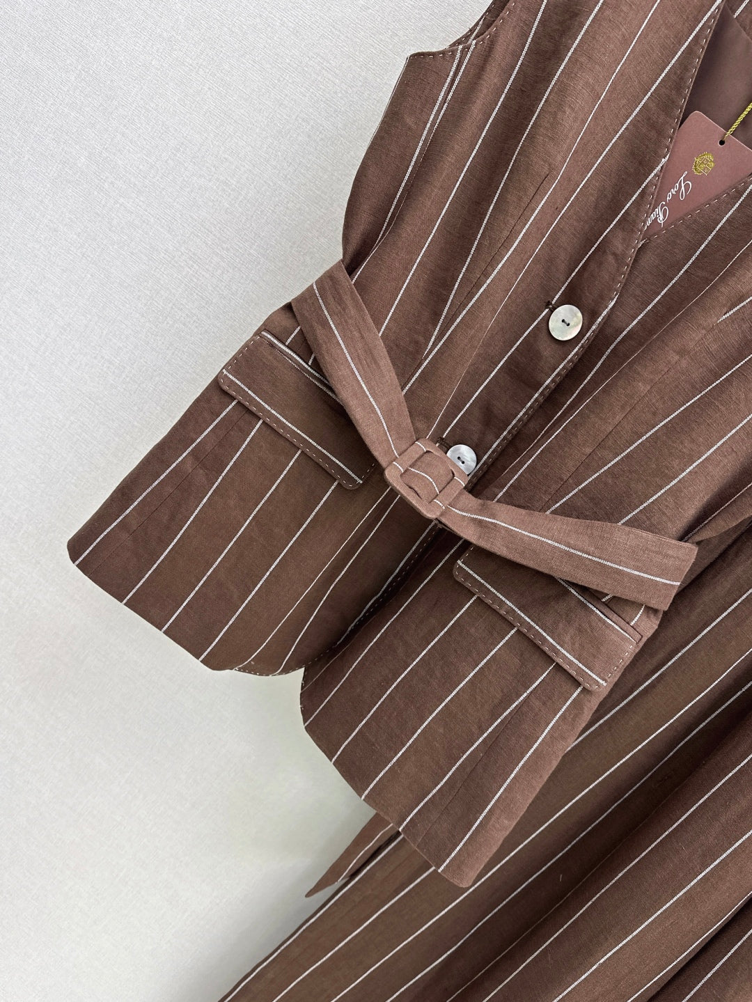 Loro 25ss linen suit