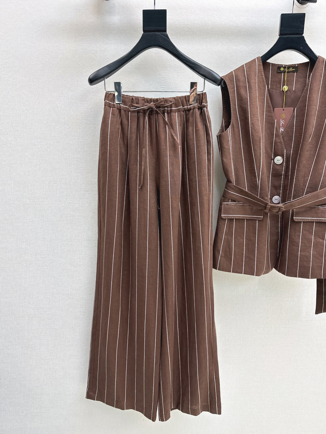 Loro 25ss linen suit