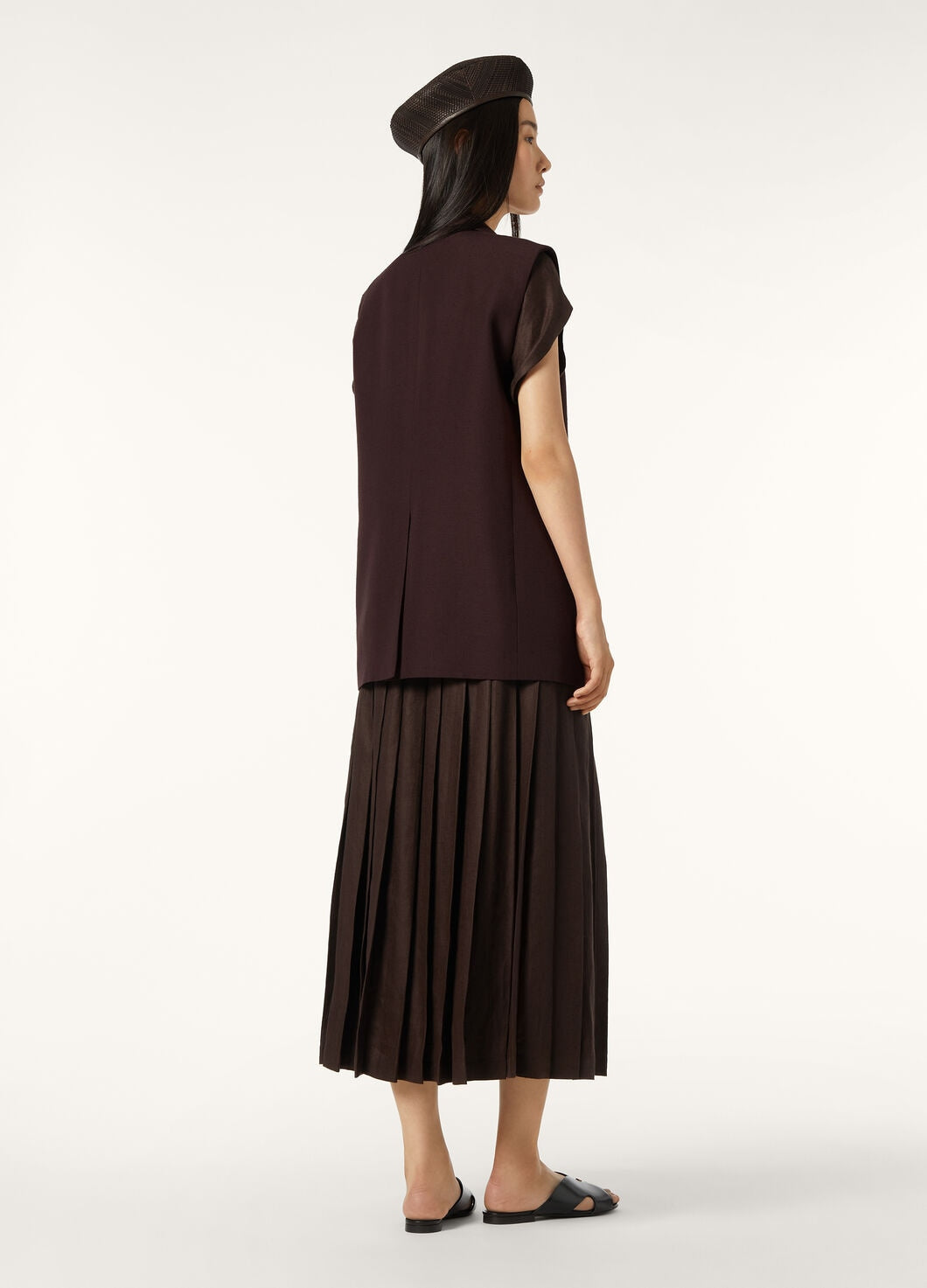 Loro 25ss Linen vest