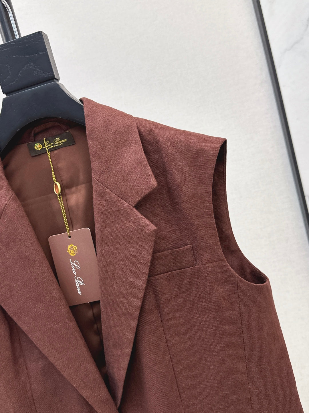 Loro 25ss Linen vest