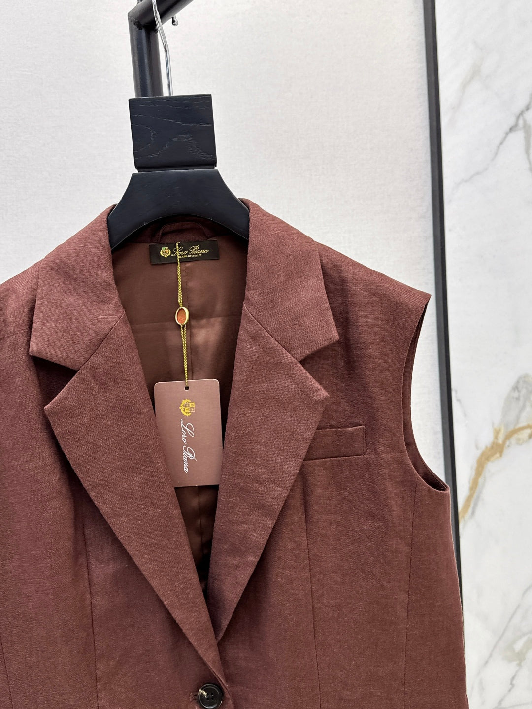 Loro 25ss Linen vest