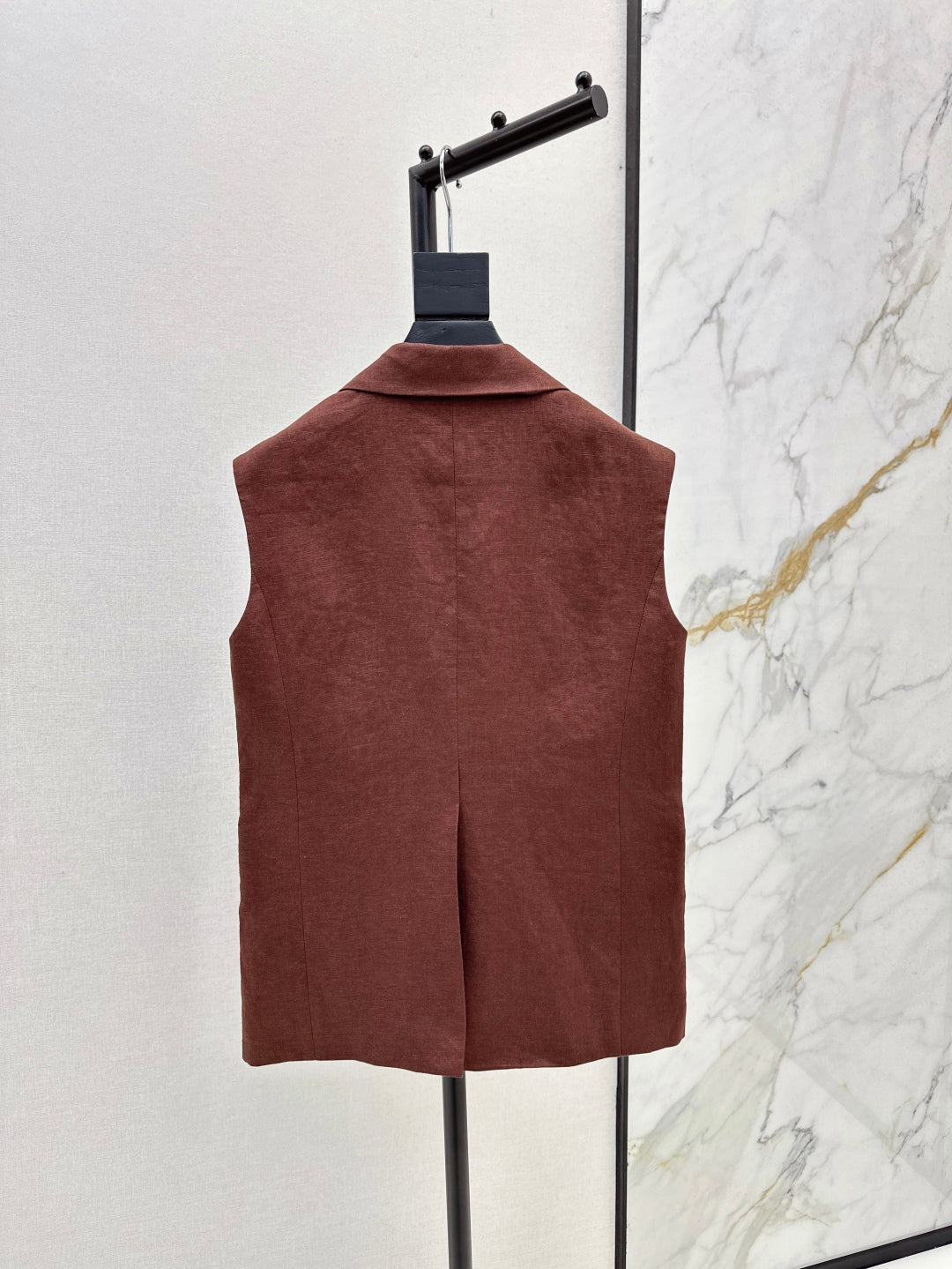 Loro 25ss Linen vest