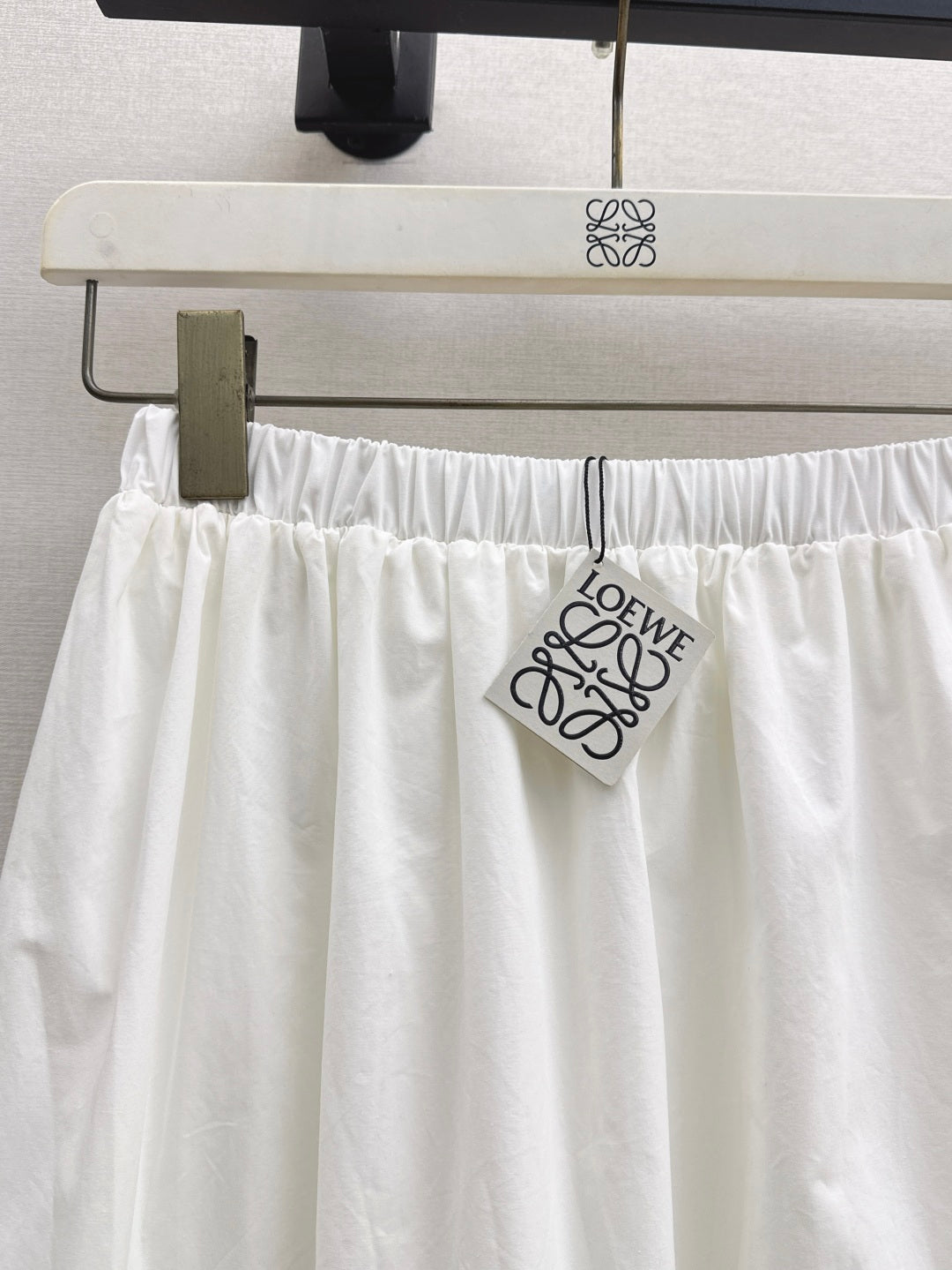 Loe 25ss embroidered skirt