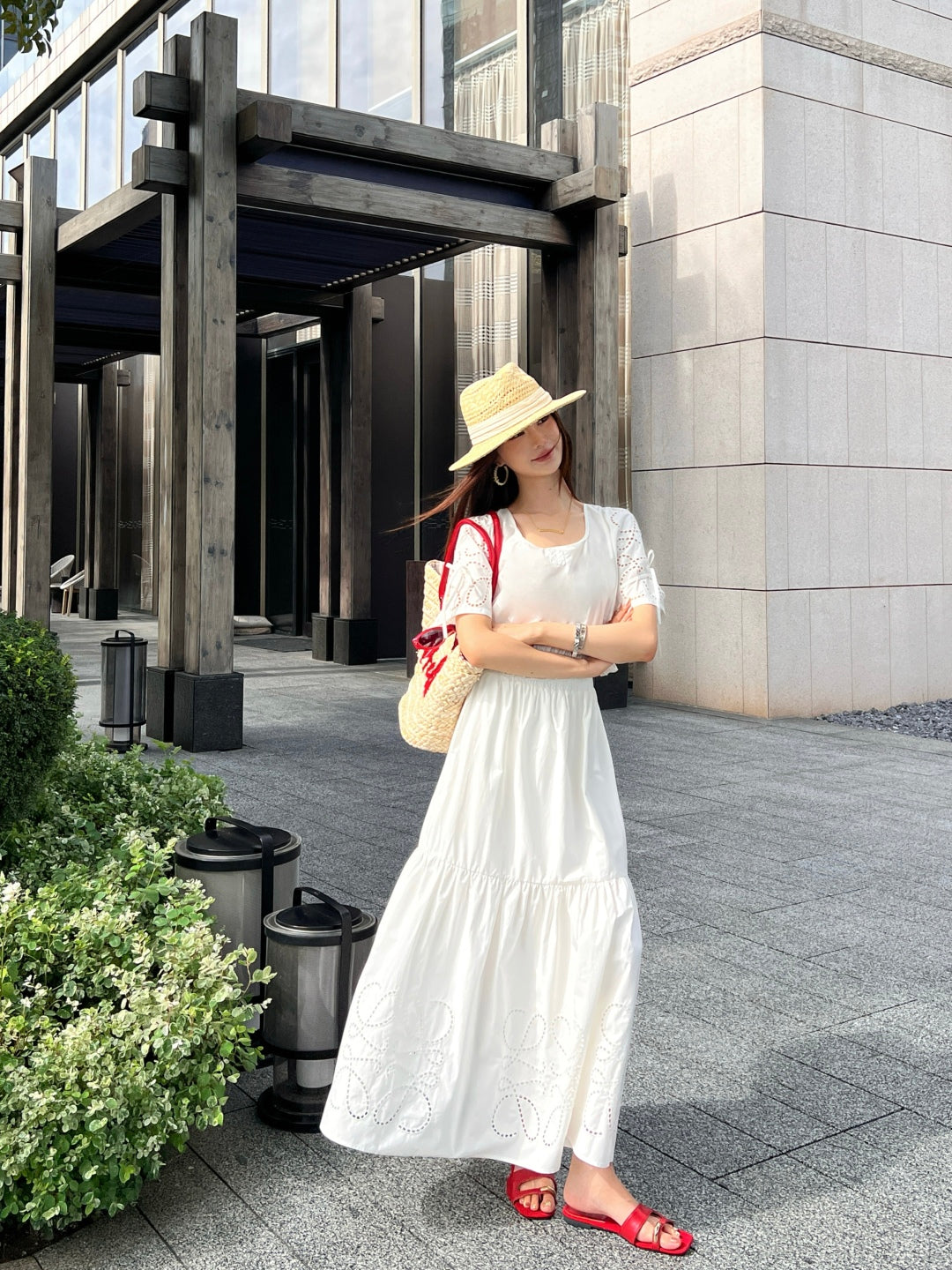 Loe 25ss embroidered skirt