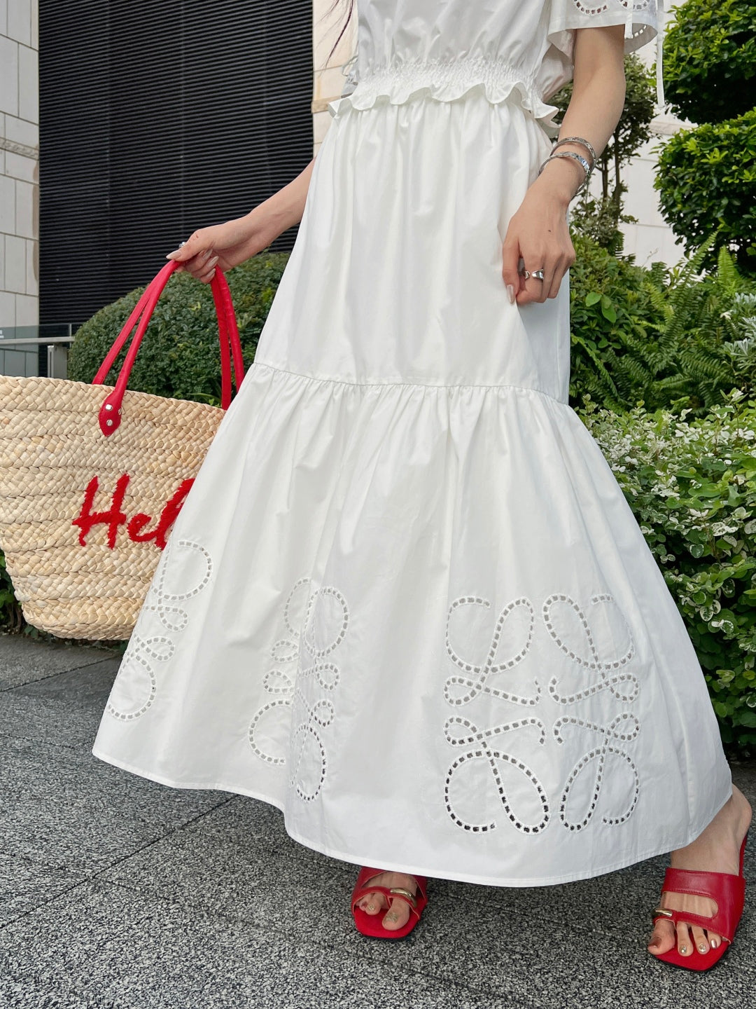 Loe 25ss embroidered skirt