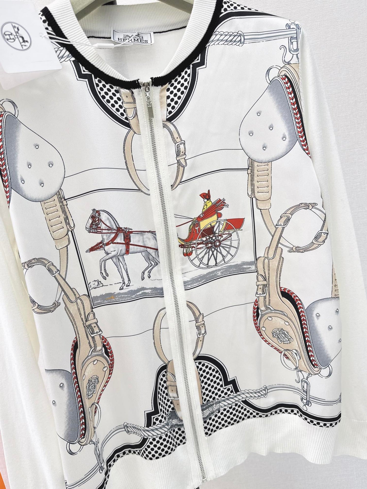 Herm 25ss print knit shirt