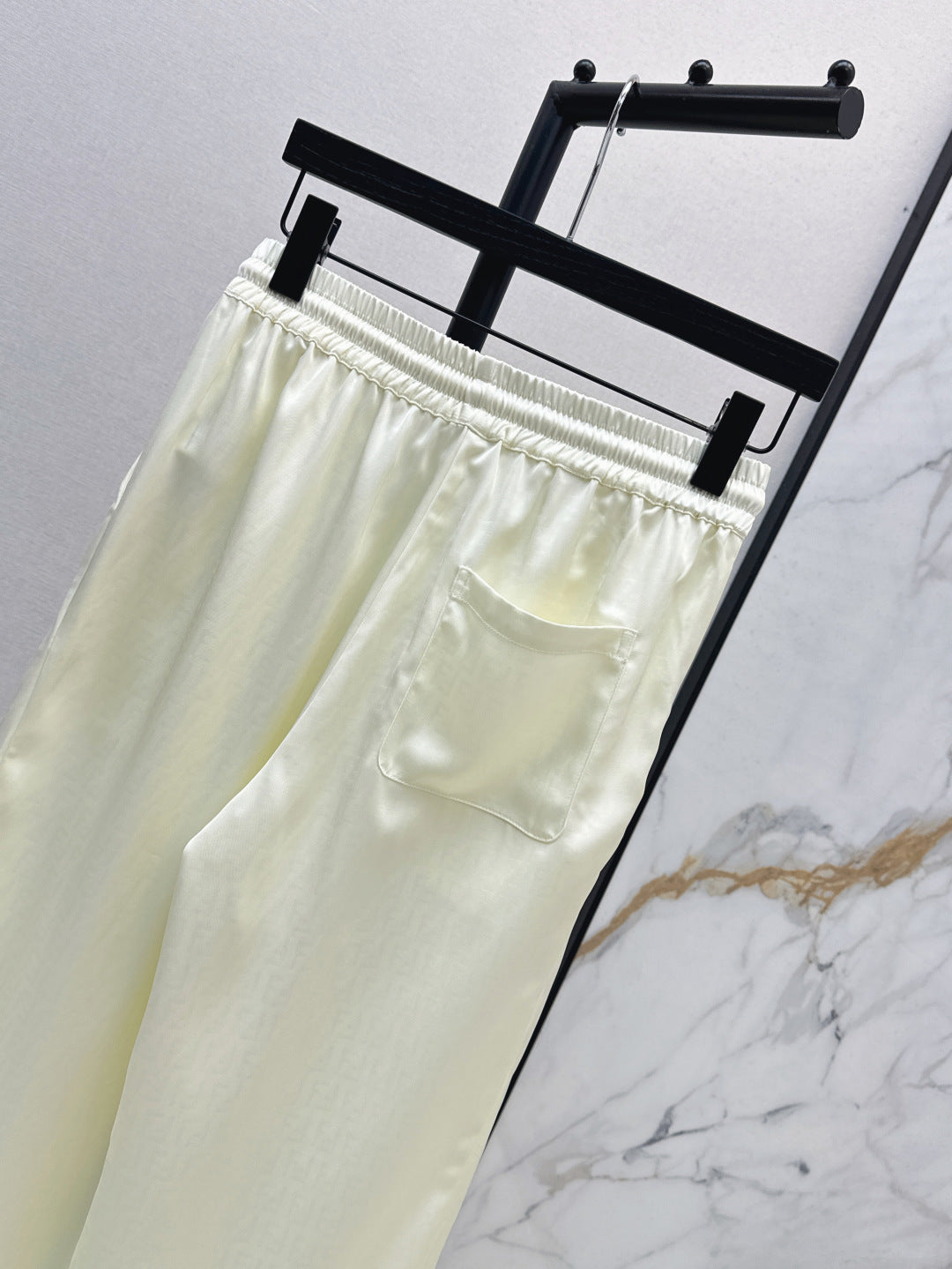 Fend 25ss print pants
