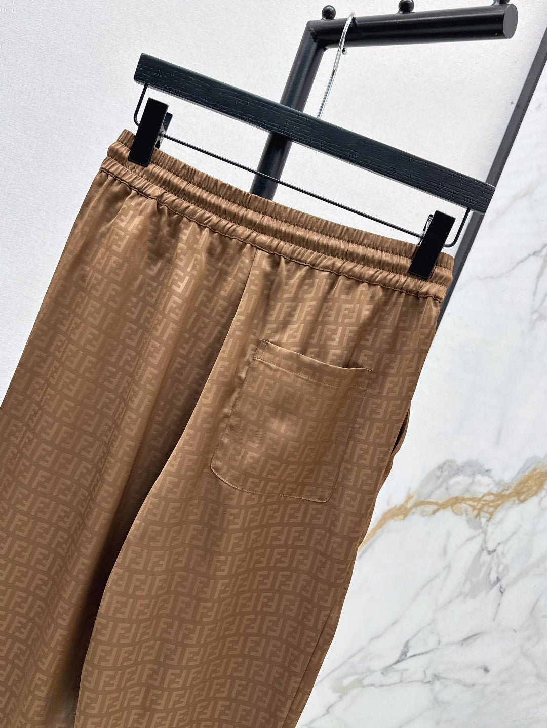 Fend 25ss print pants