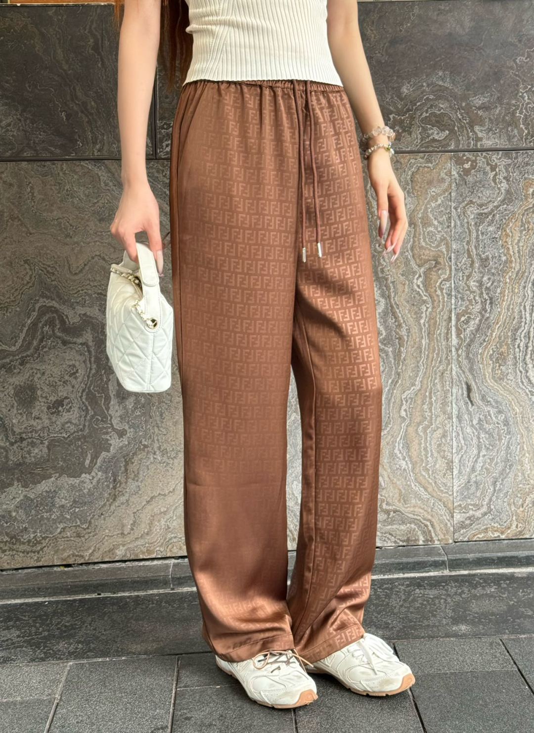 Fend 25ss print pants