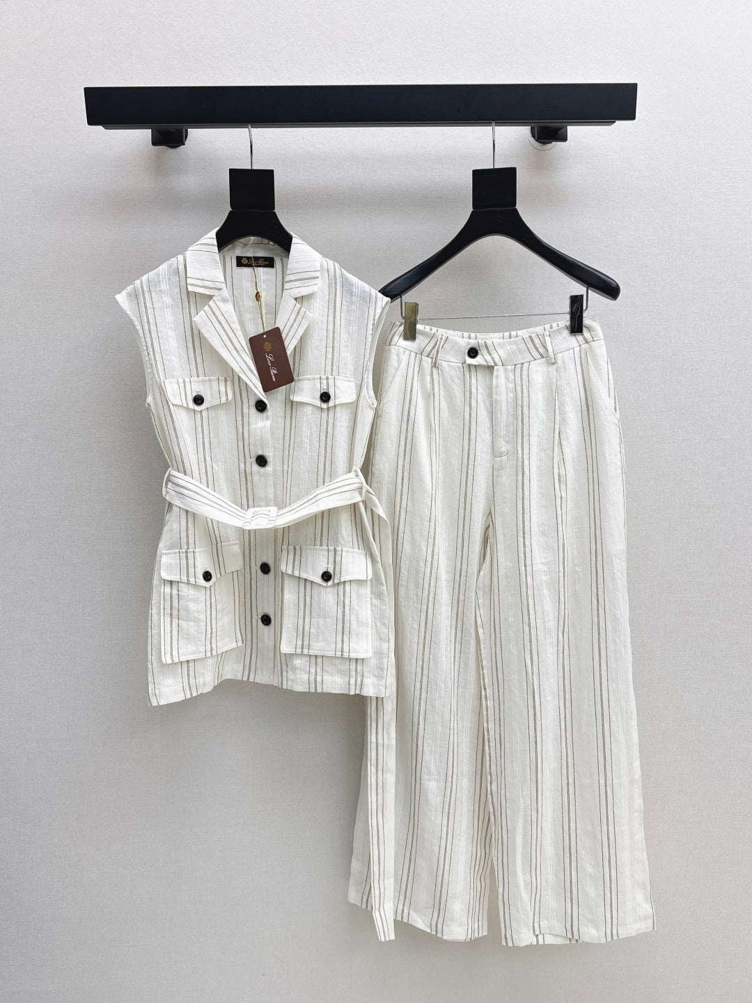 Loro 25ss linen suit