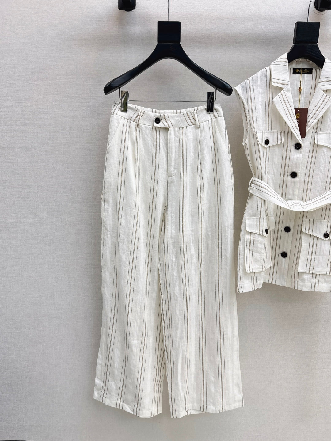 Loro 25ss linen suit