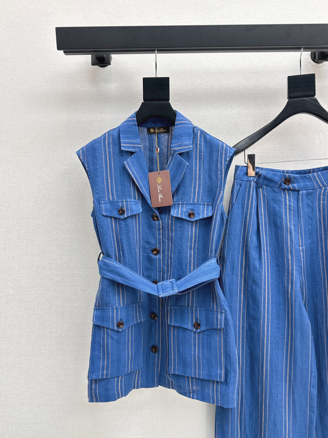 Loro 25ss linen suit