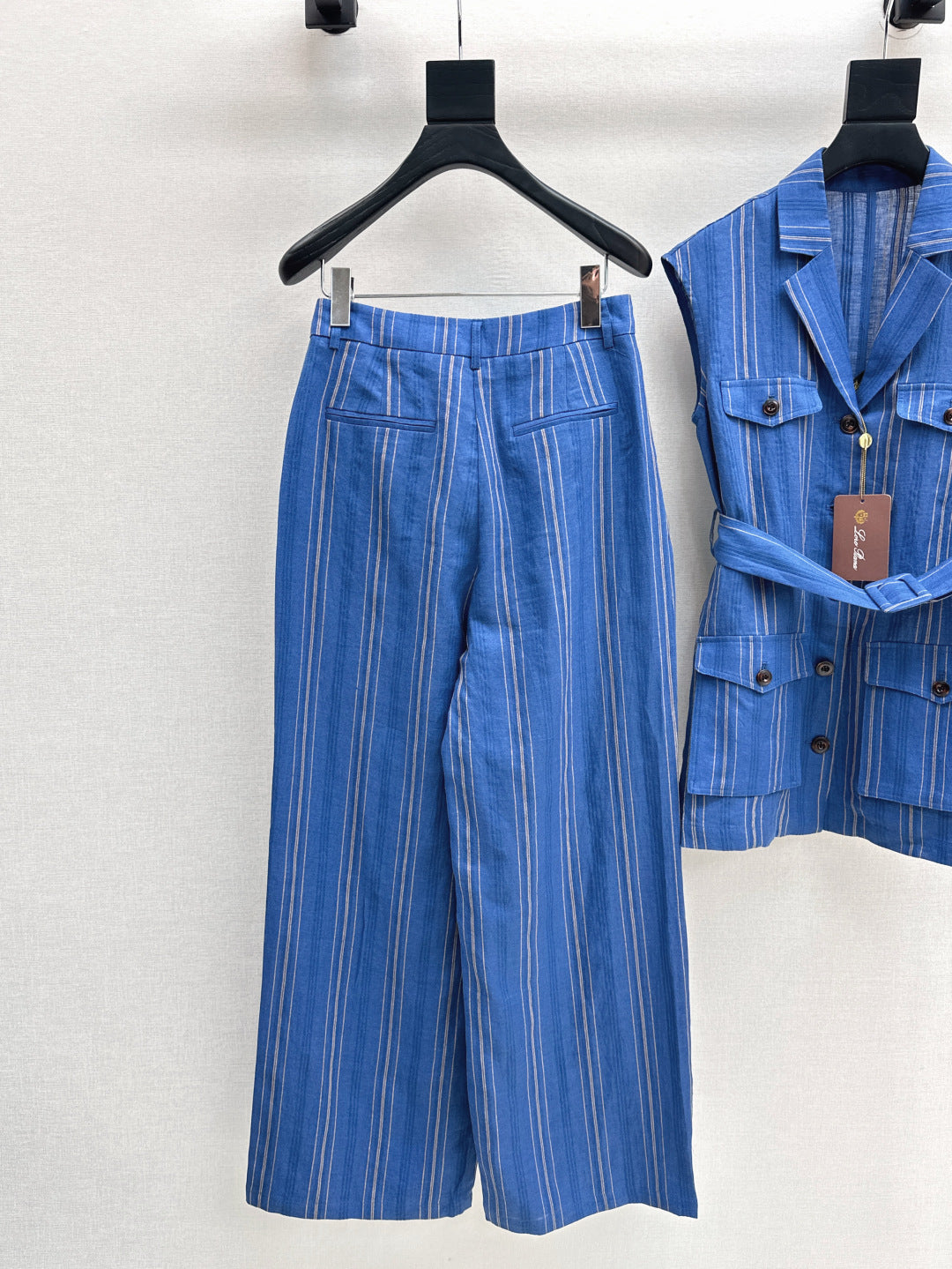 Loro 25ss linen suit