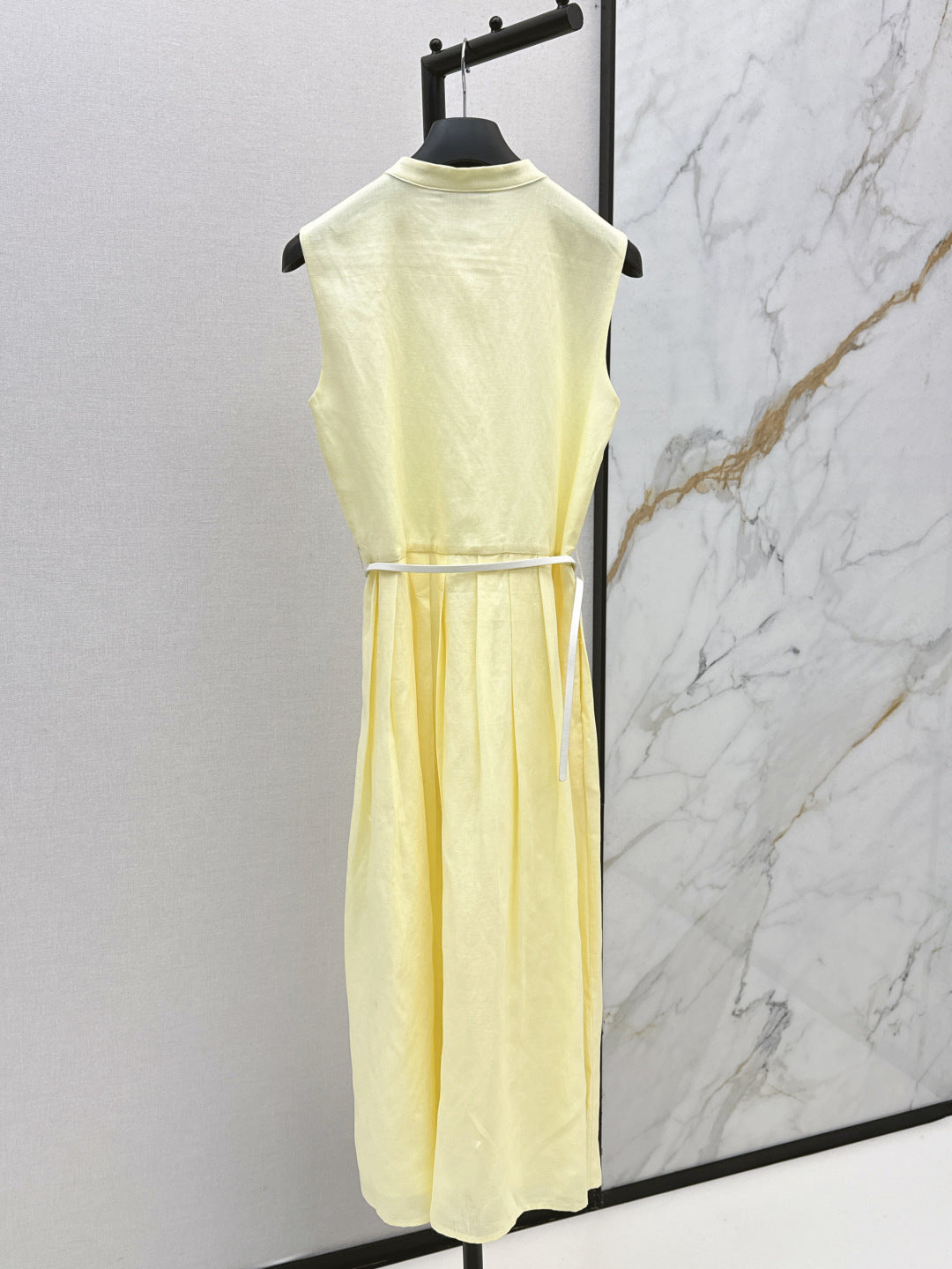 CD 25ss sleeveless dress