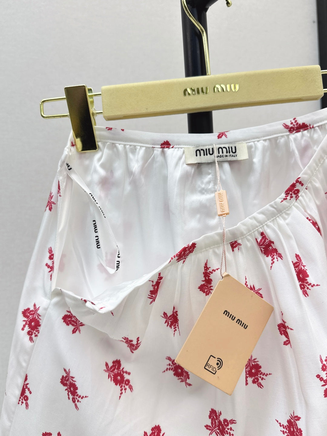 Miu 25ss print skirt