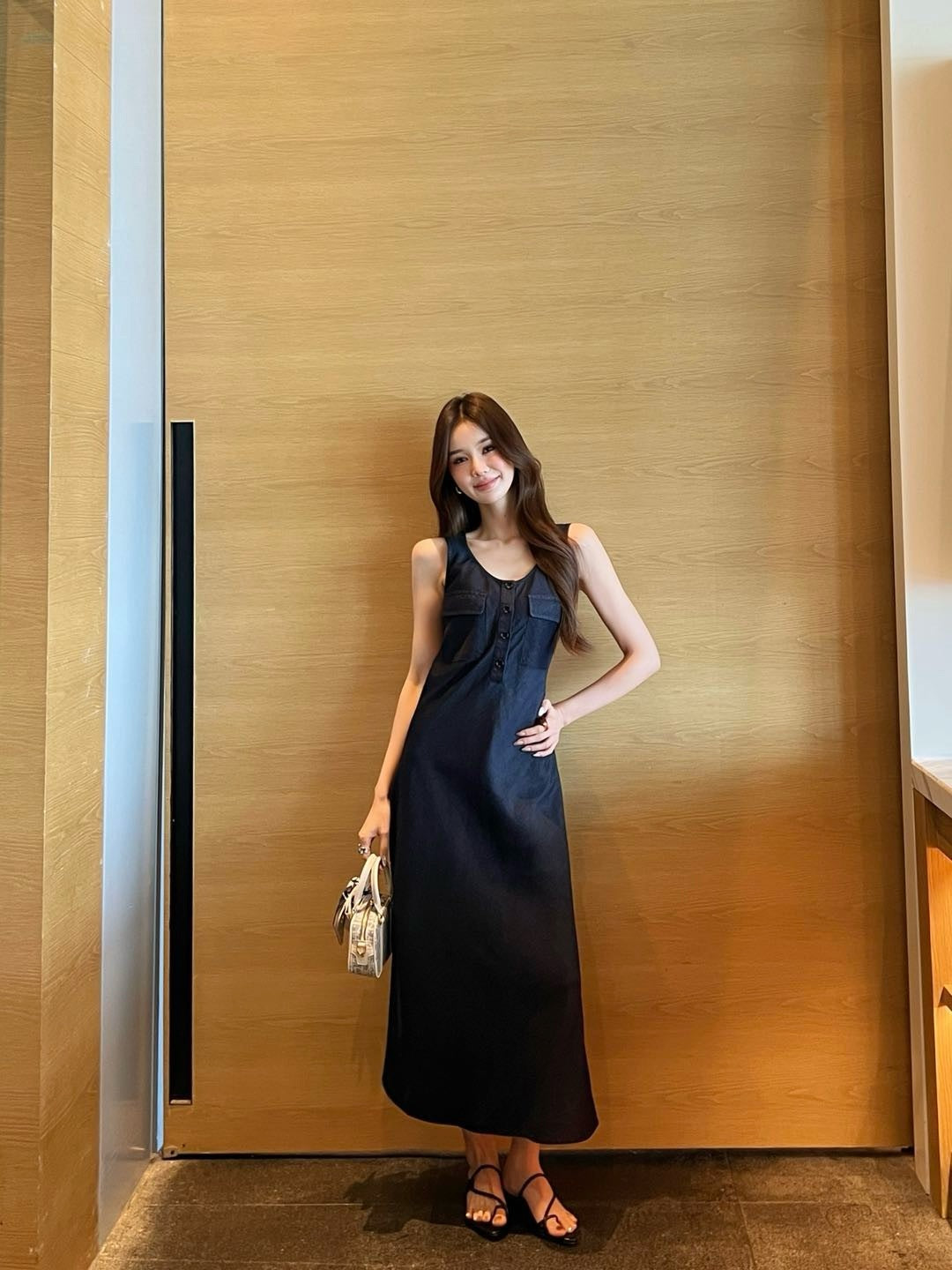 CD 25ss sleeveless dress