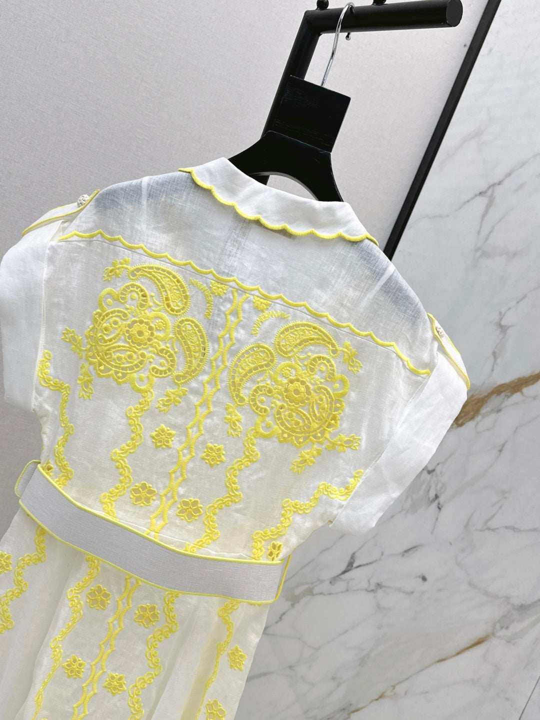 Zimm 25ss linen embroidered dress