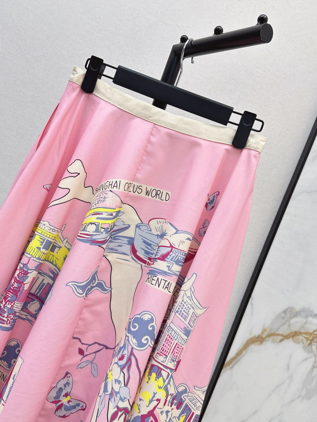CD 25fw souvenir skirt