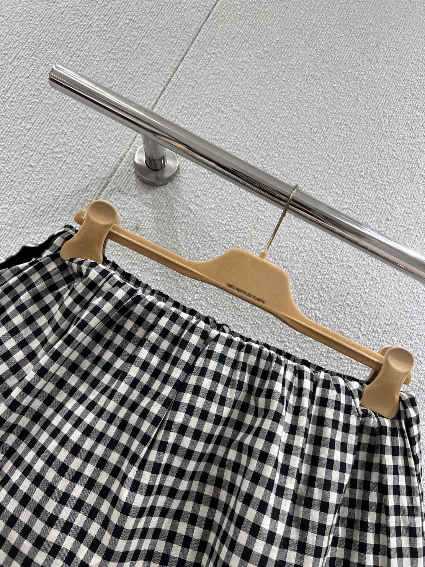 Miu 25ss skirt