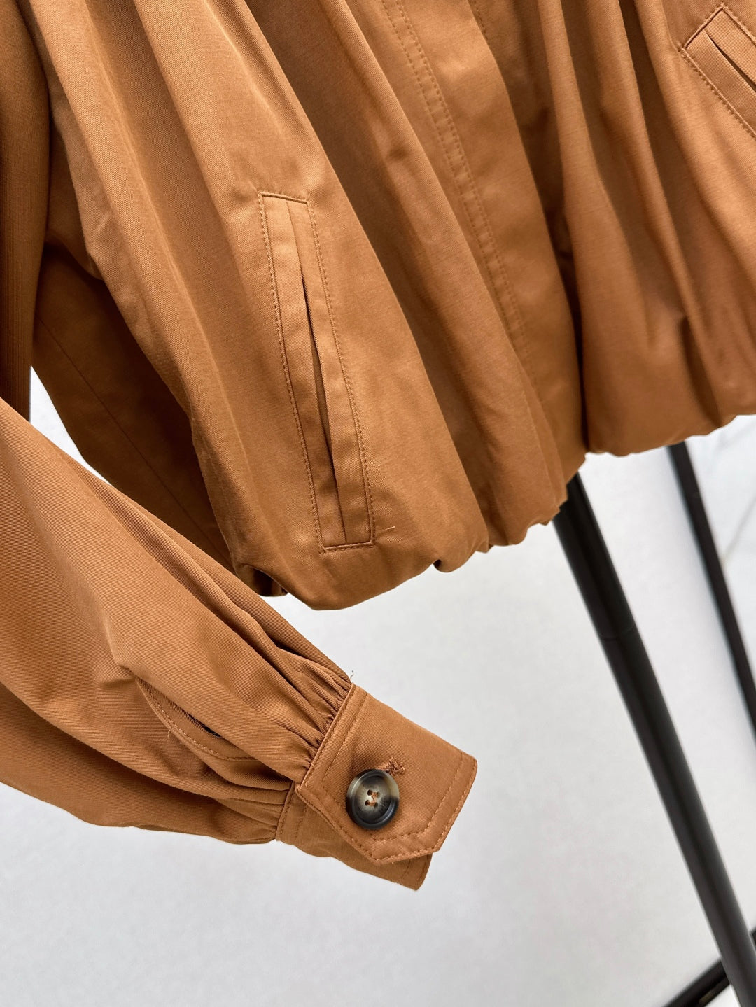 Cho 25ss crop jacket