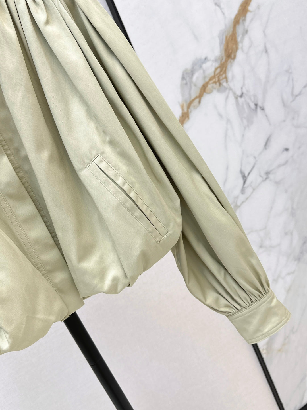 Cho 25ss crop jacket