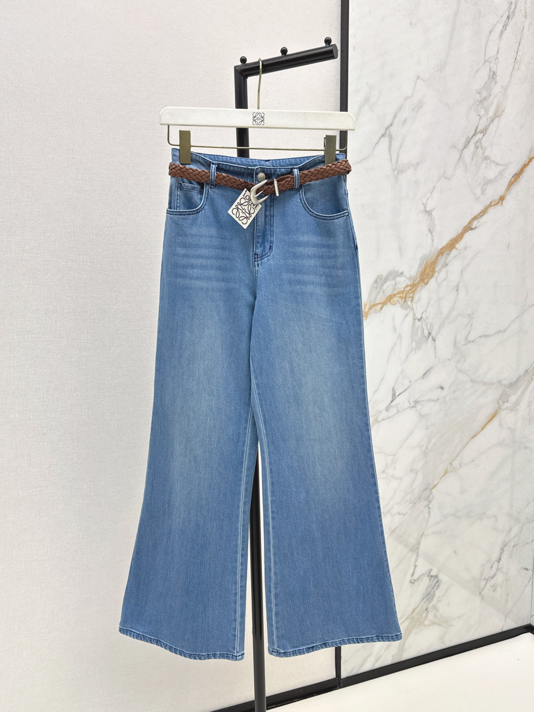 Loe 25ss belt jeans