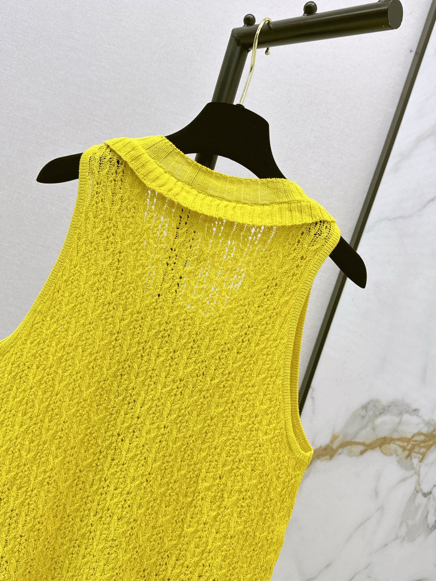 Chan 25ss knti vest