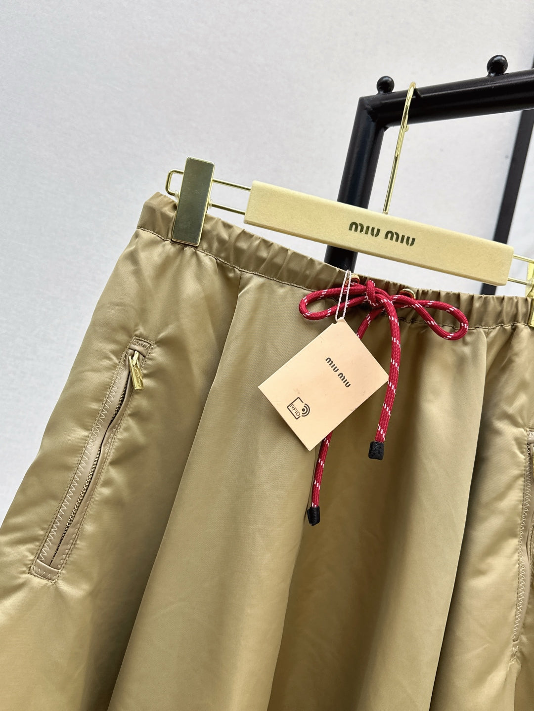 Miu 25fw pleated skirt