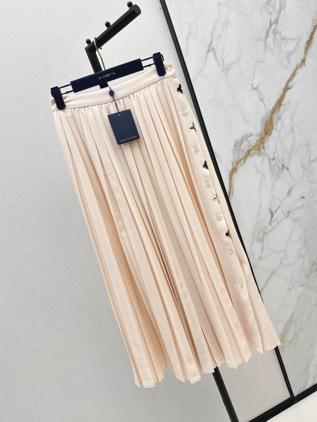 Louis 25fw pleated skirt