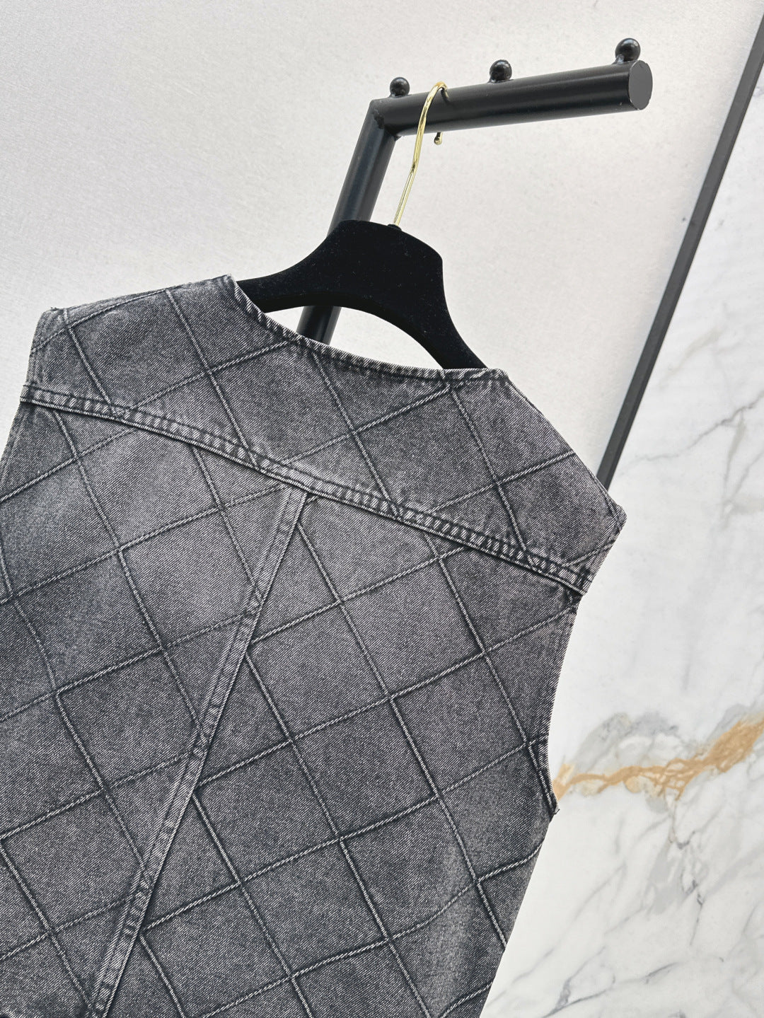 Chan 25ss denim vest
