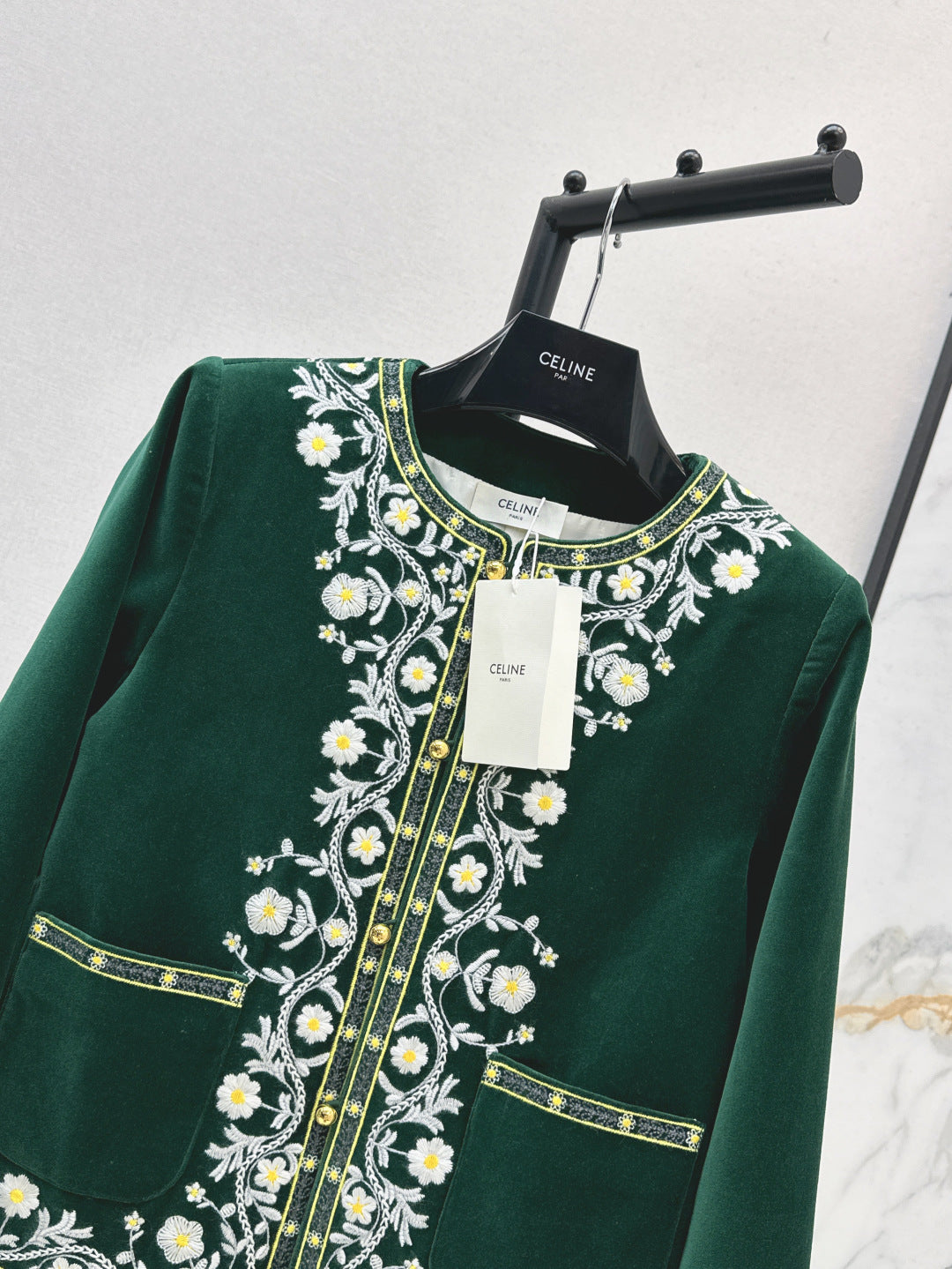 Celi 25fw embroidered jacket
