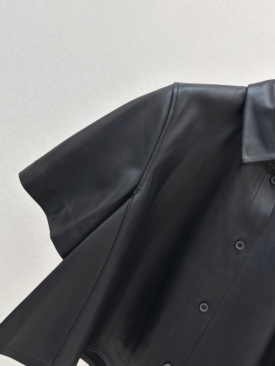 Loe 25fw leather jacket