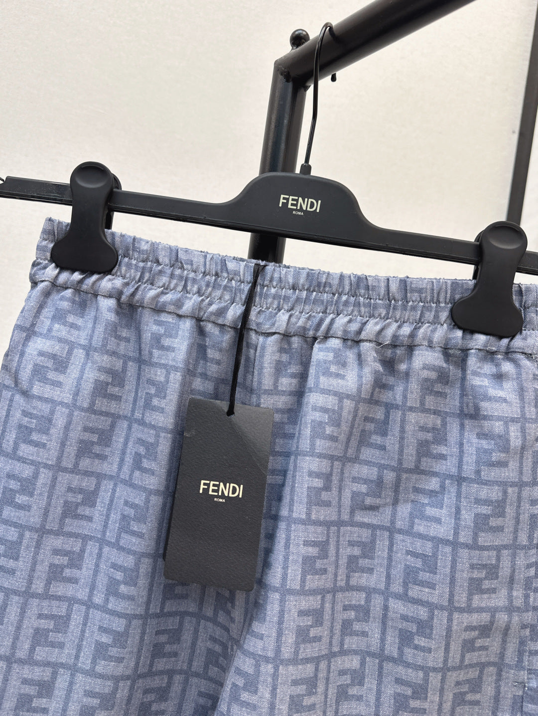 Fend 25ss print pants