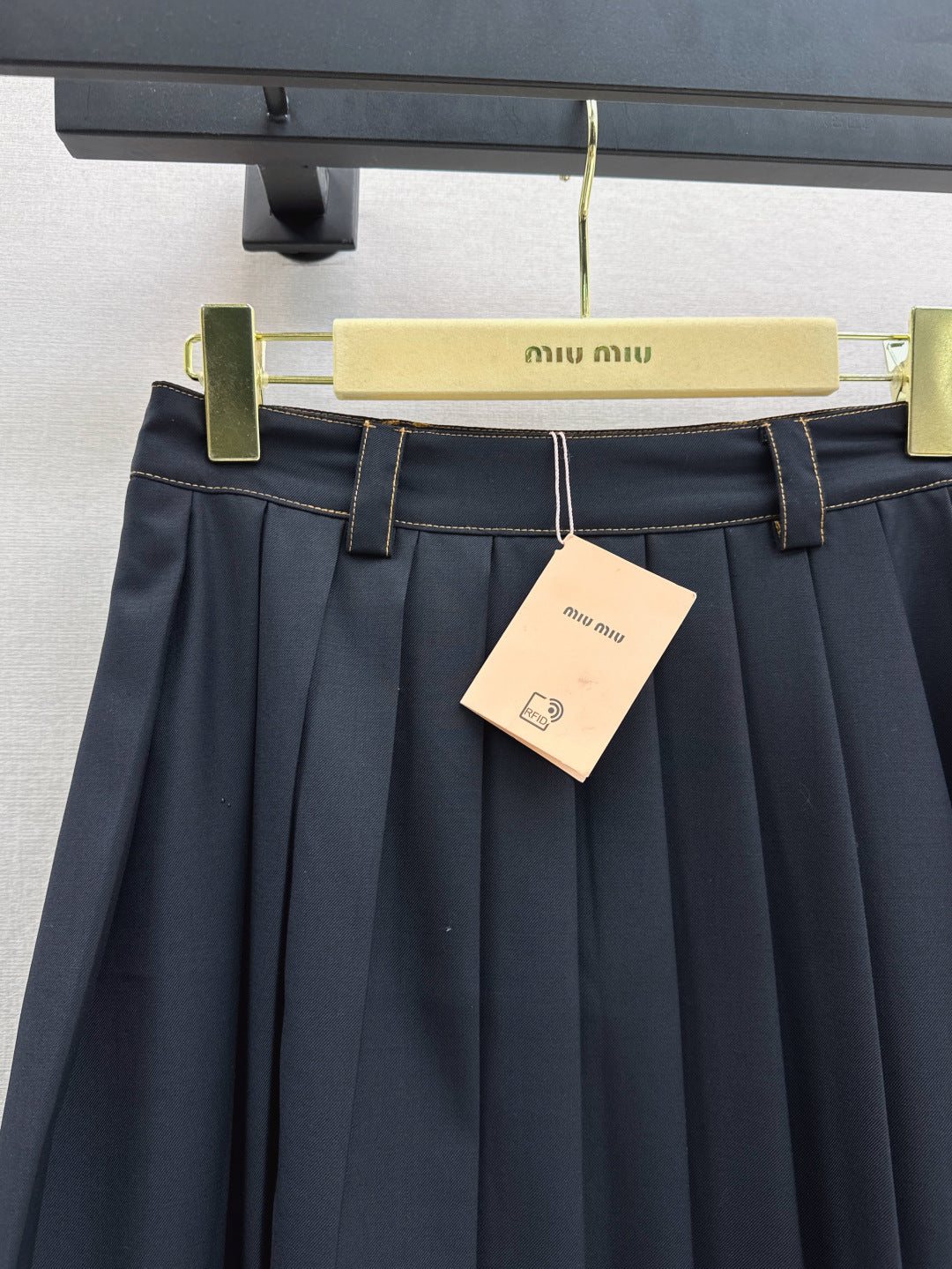 Miu 25fw pleated skirt