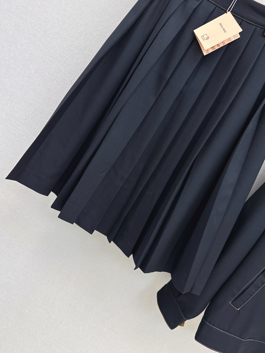 Miu 25fw pleated skirt