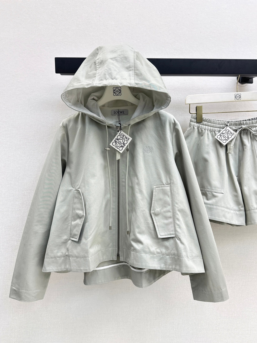 Loe 25fw hoodie jacket