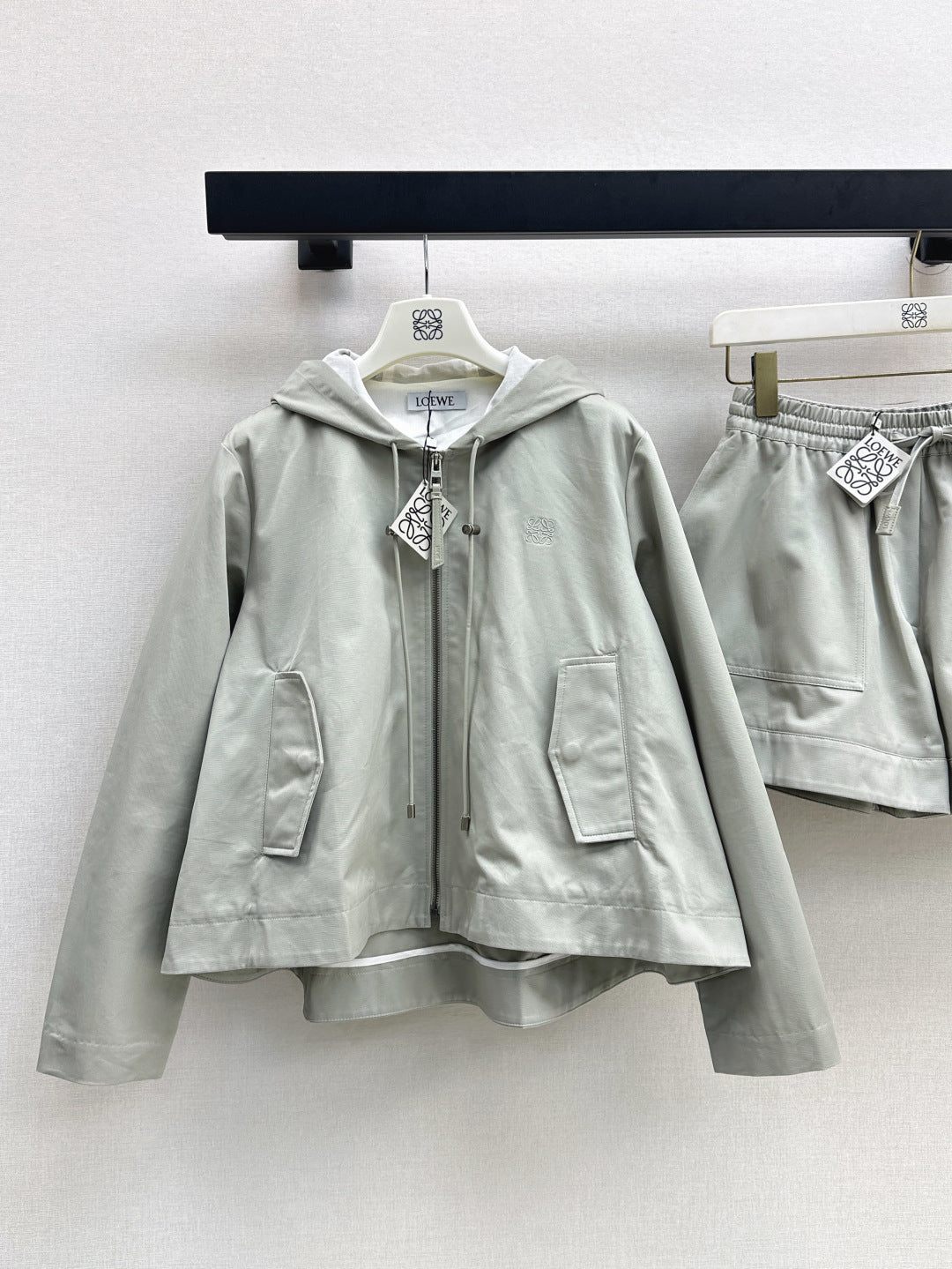 Loe 25fw hoodie jacket